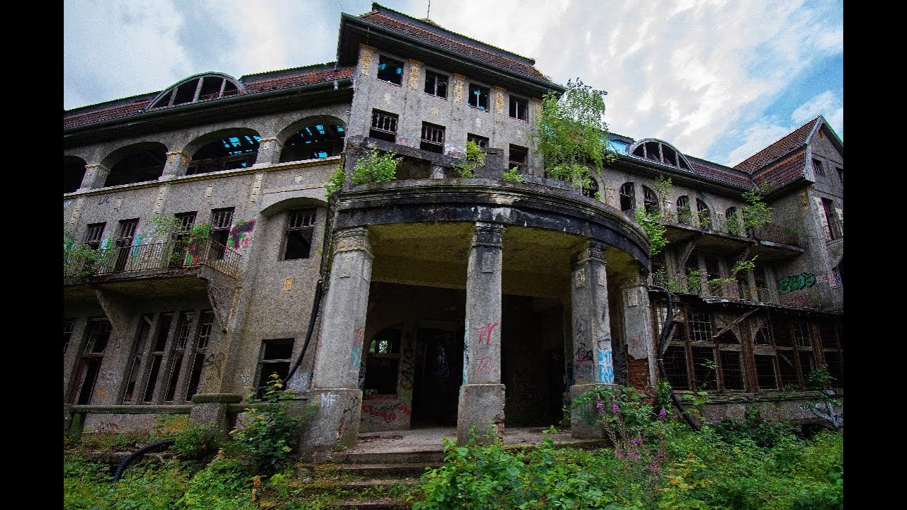 Lost Place - das alte Kurhotel am Hügel