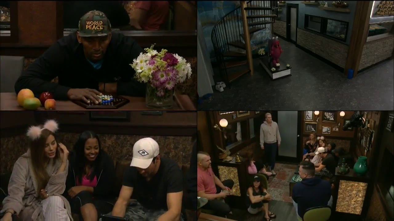 CBBUS  The celebs get to tweet from the house