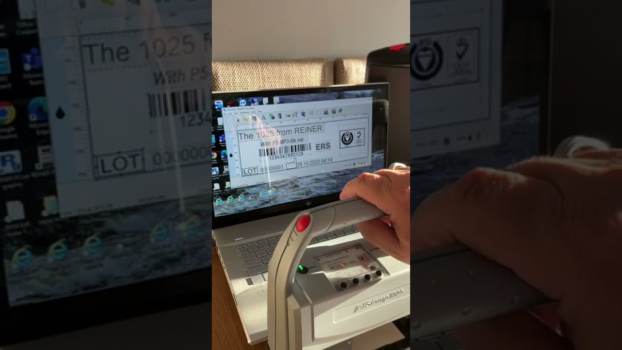 REINER jetStamp 1025 - printing onto plastic containers