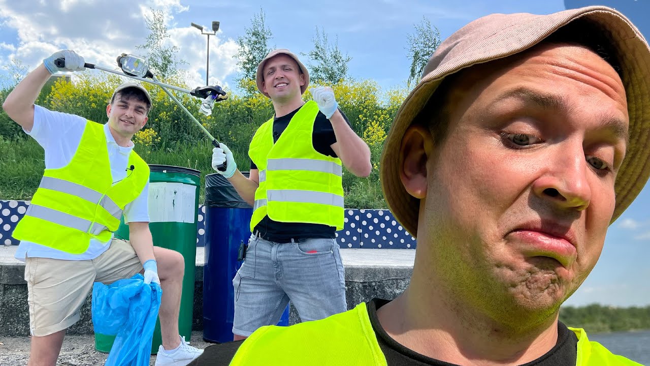 ludzie sprzątający na schodkach