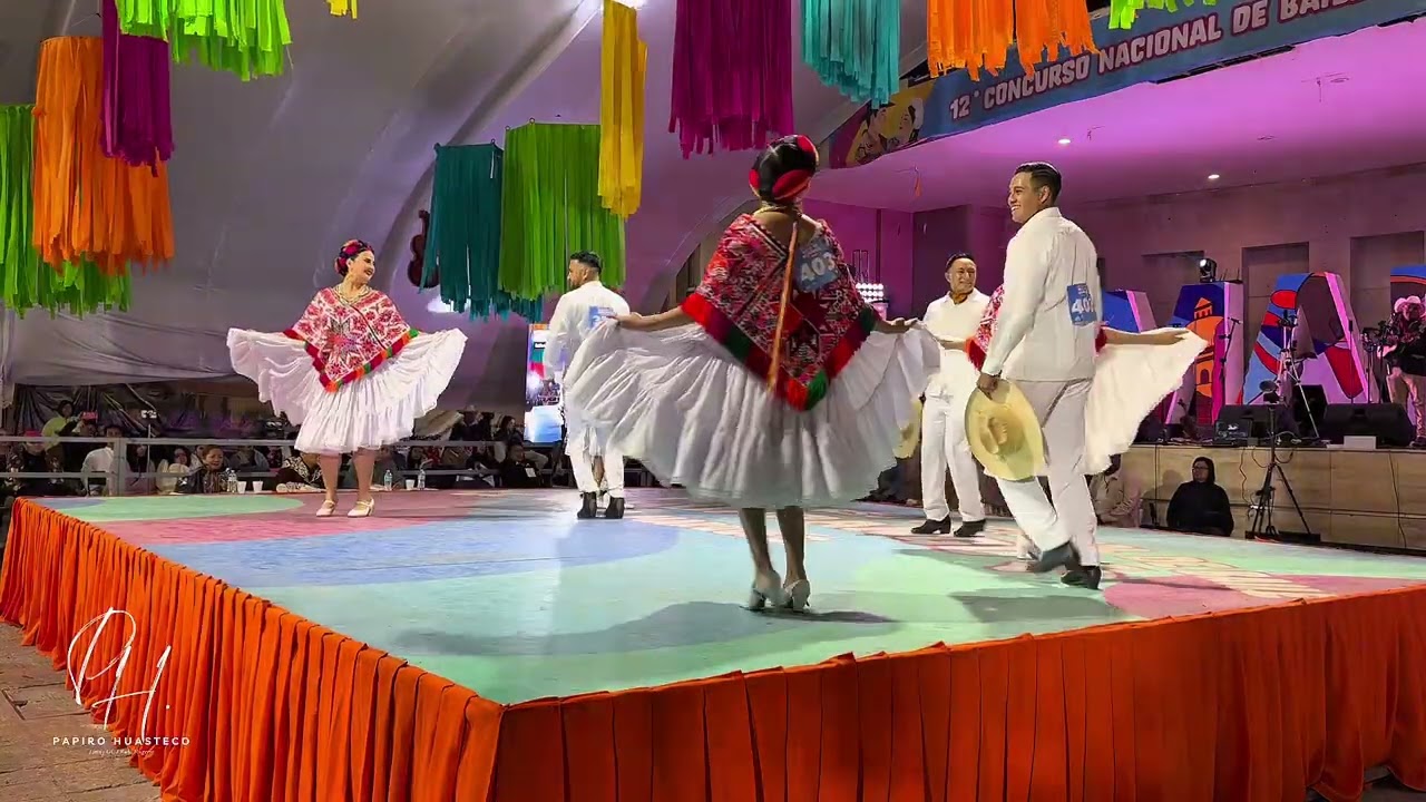 Final de estilo potosino, categoría adulto en el CNHH EL MARQUÉS 2026