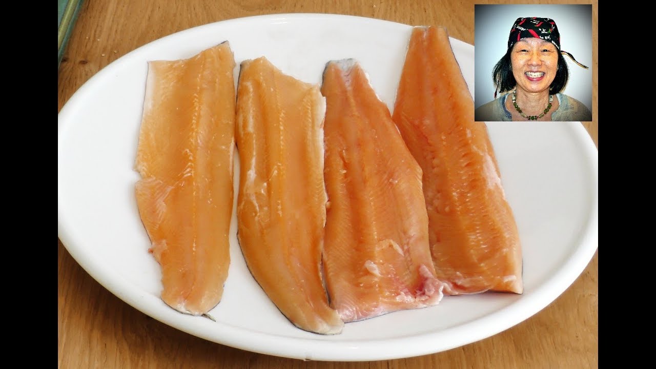 Saibling filieren Fisch filetieren (S&uuml;&szlig;wasserfisch)