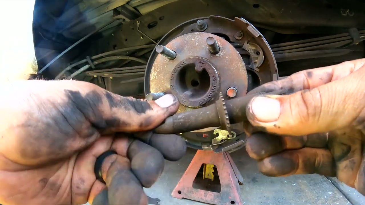 2005 Ford Ranger Rear Brakes Replacement