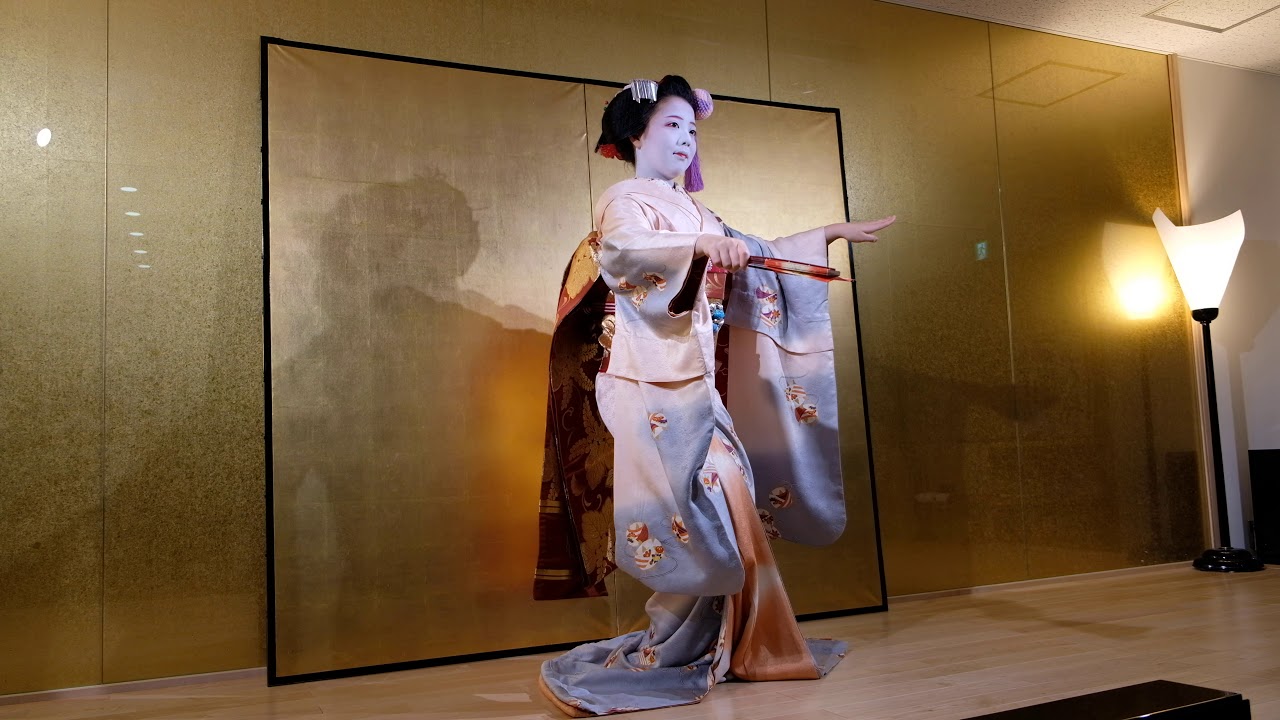 宮川町【舞妓】ふく典さん─御所のお庭 2020 Kyoto Maiko