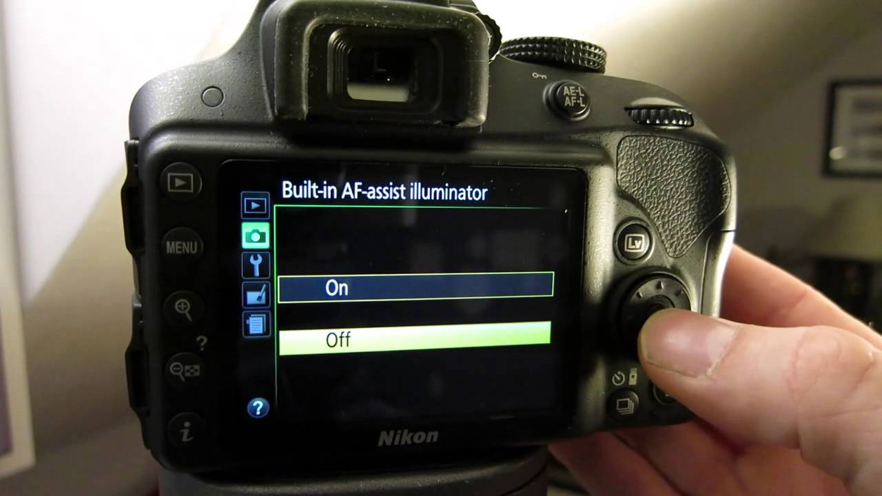 How to turn off the blinding AF light on Nikon D3300