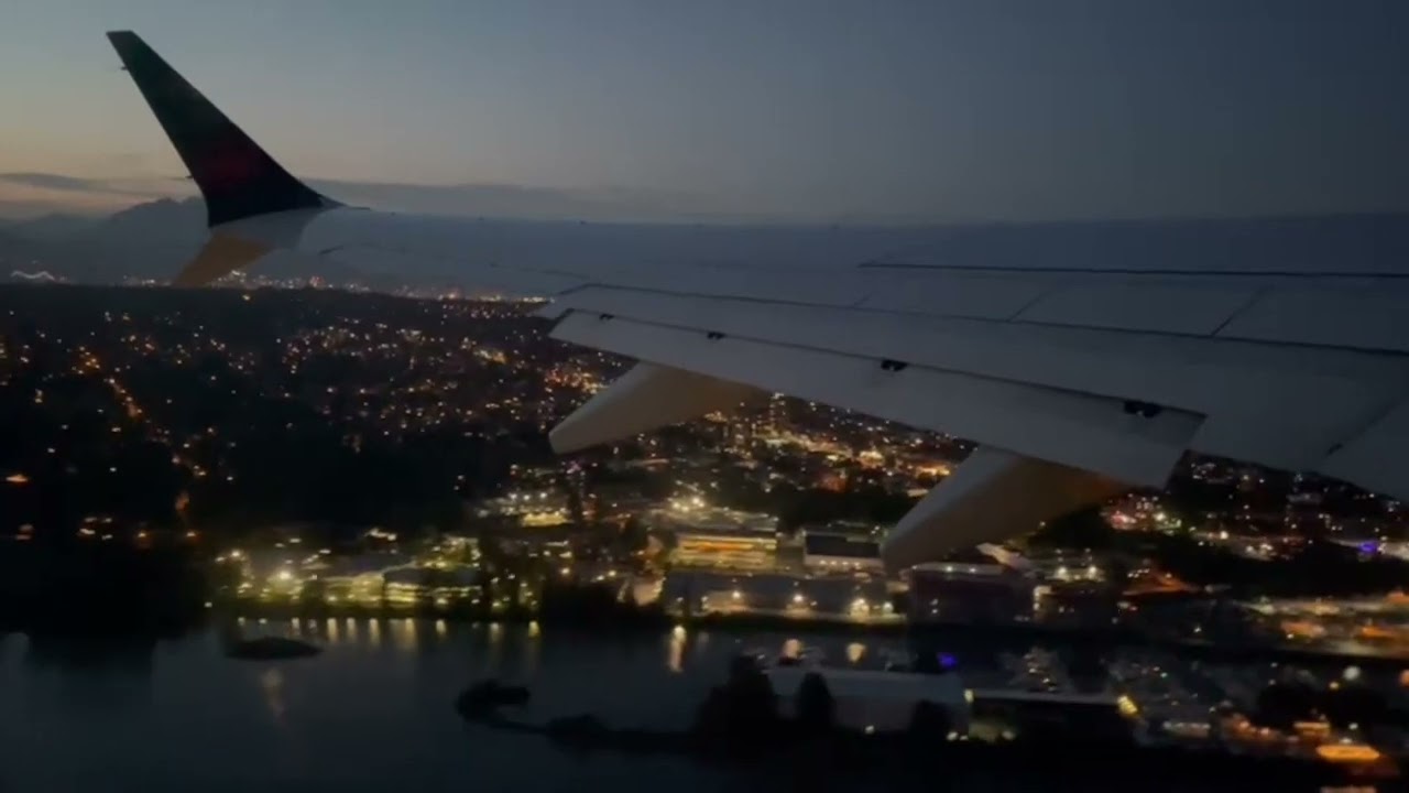 Air Canada Boeing 737MAX8 takeoff from Vancouver. YVR-LAX