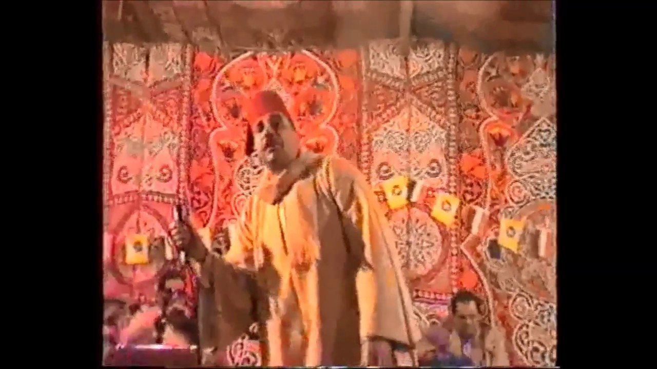 الفنان الشعبي محمد الشوبكي   جزء من حفلة بمدينة العاشر من رمضان سنة 1989