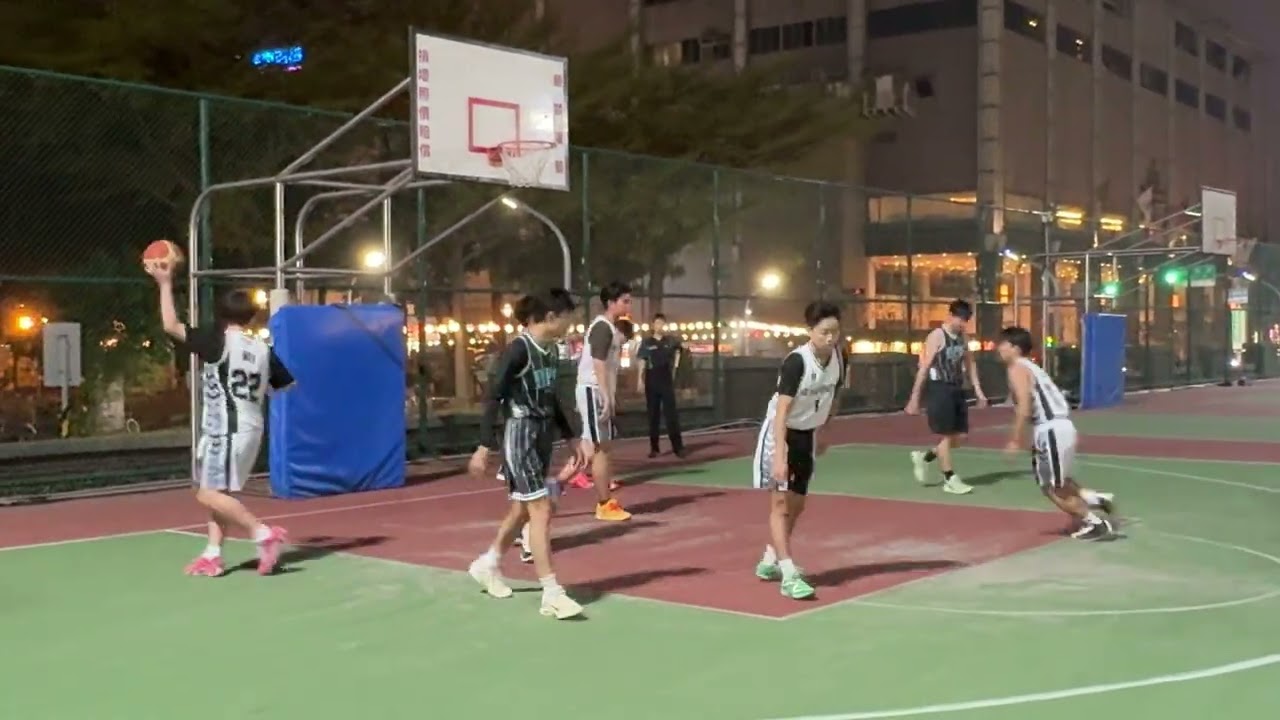 25/03/05 經濟 vs 光電 Q4-4
