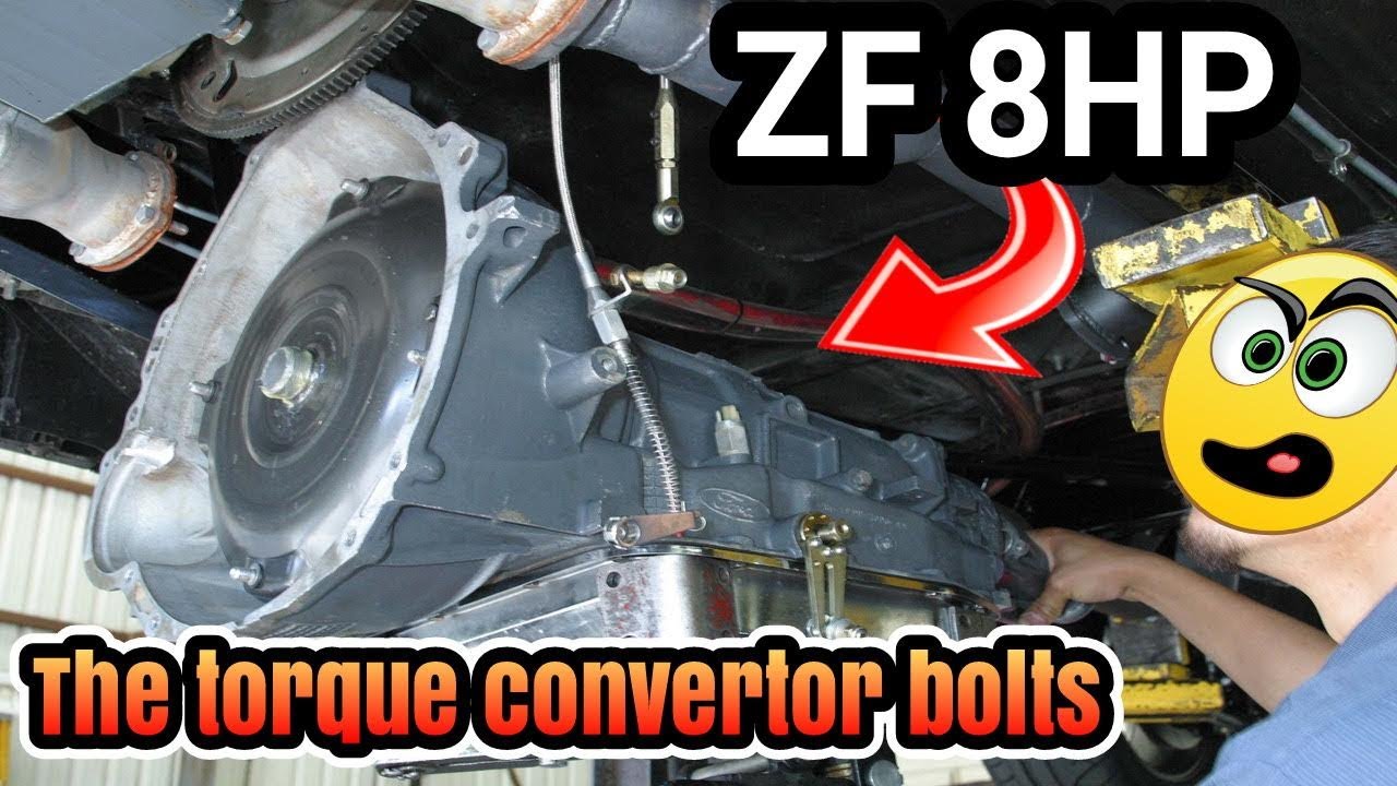 Как заменить коробку передач. Болты гидротрансформатора ZF 8HP за стартером на Chrysler Dodge Cha...