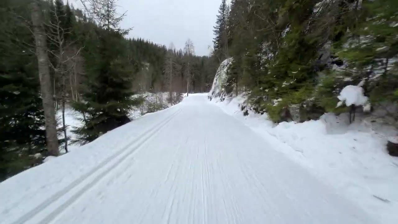 Går mot Storebekkhytta fra Heggeligvann, 28.02.2026