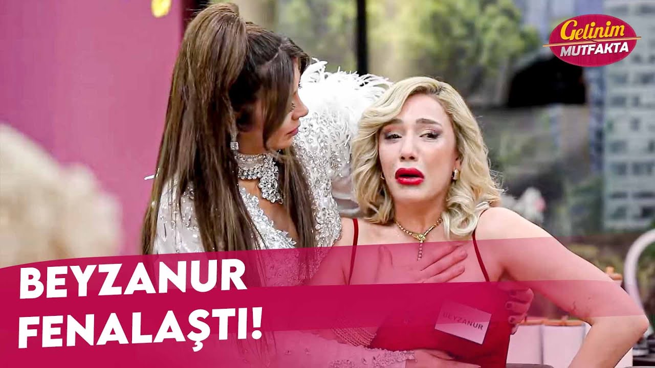 Beyzanur, Zeynep Hanım'ın Puanlaması Esnasında Baygınlık Geçirdi! - Gelinim Mutfakta 31 Aralık Salı
