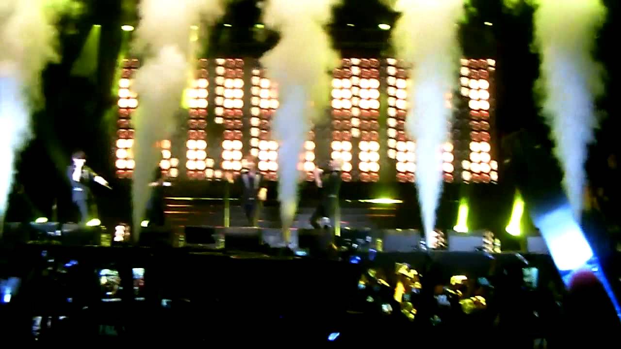 (FanCam) MBLAQ (엠블랙) -- Livin' La Vida Loca || Mex/SK Collab (México) 8/8/2013