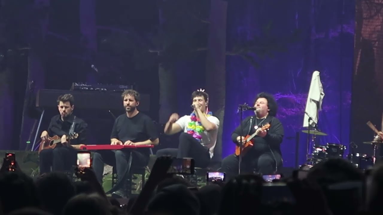 Wincent Weiss - Vielleicht Irgendwann Tour 2023 Medley (live @ ZAGarena Hannover)