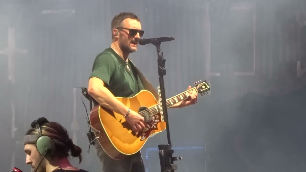Eric Church in St Louis 