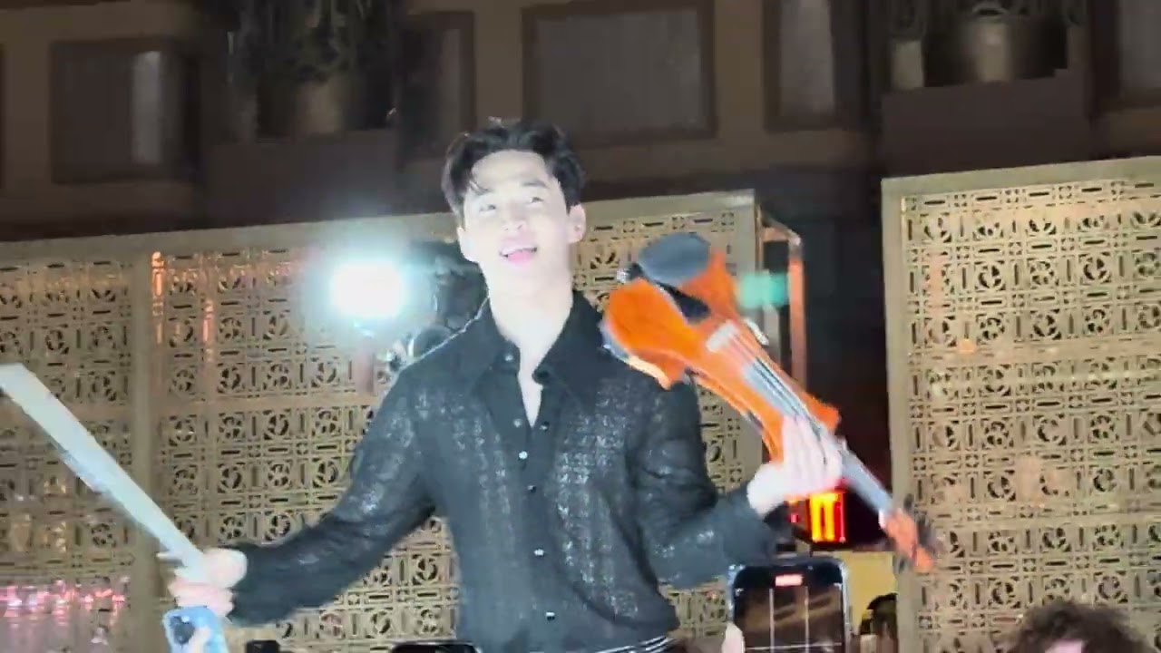 240928 - Henry Lau - Old Town Road Violin audience encore Metamoon Festival - Brooklyn New York nyc