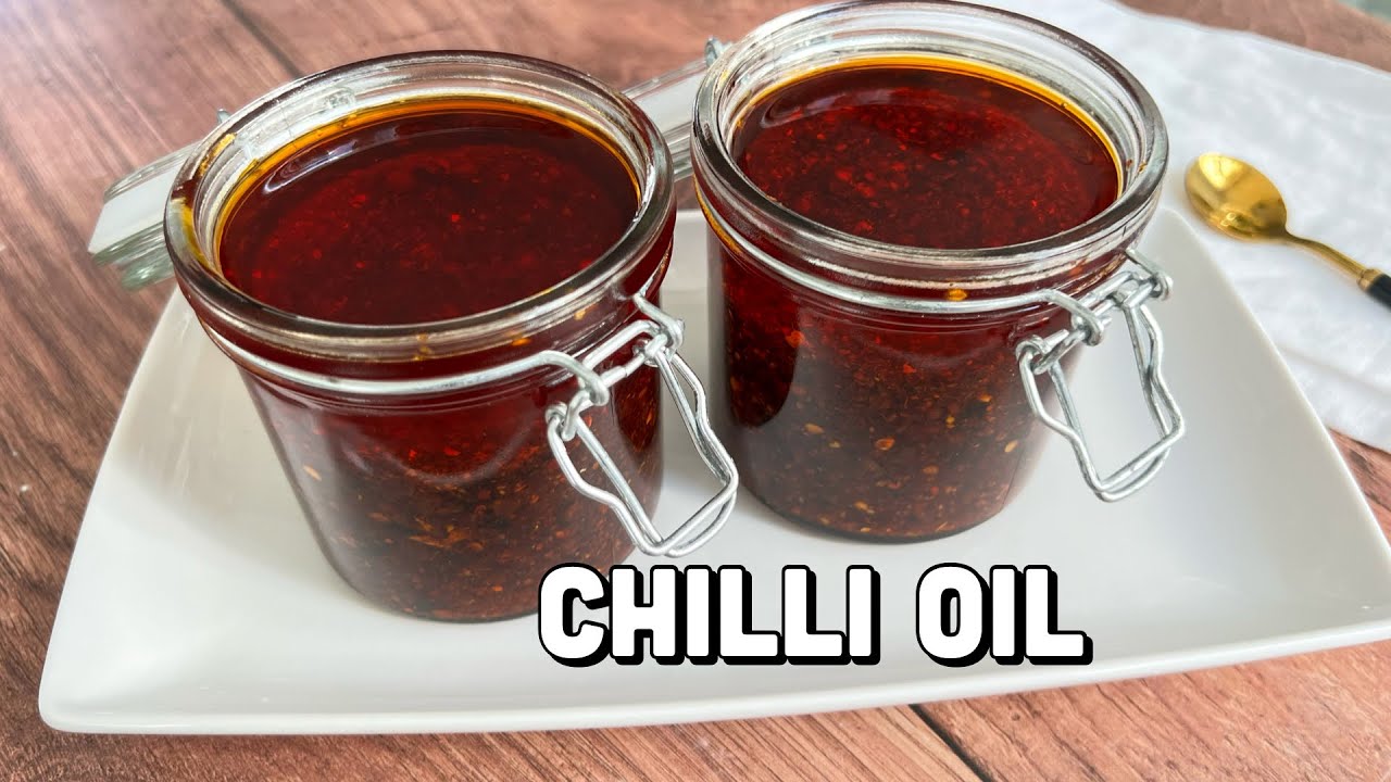 HOW TO MAKE CHILLI OIL || HOME MADE CHILLI OIL || CHILLI OIL || BEE'SKITCHEN