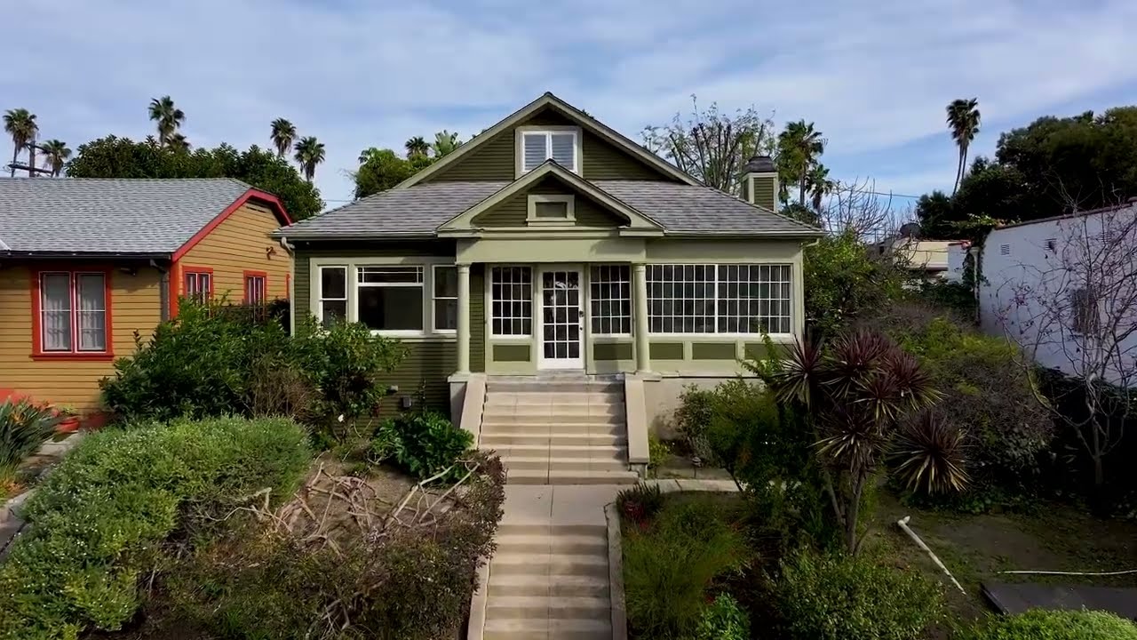 1402 Benton Way, Silver Lake | Craftsman with Detached Guest House Above Sunset