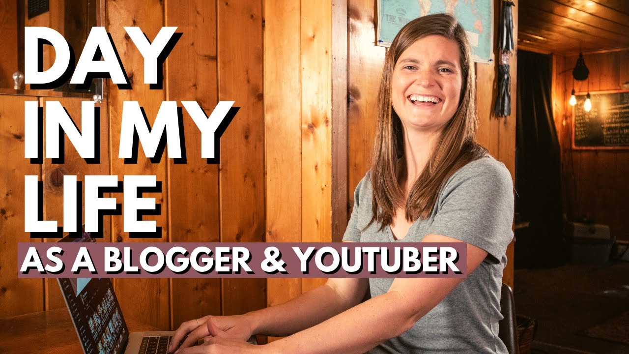 DAY IN MY LIFE AS A BLOGGER // Behind The Scenes Of Writing A Blog & Publishing A YouTube Video