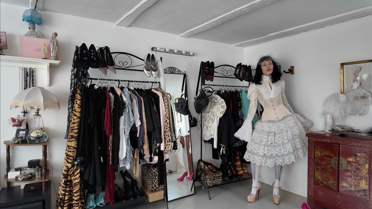 Wuthering Heights Lookbook