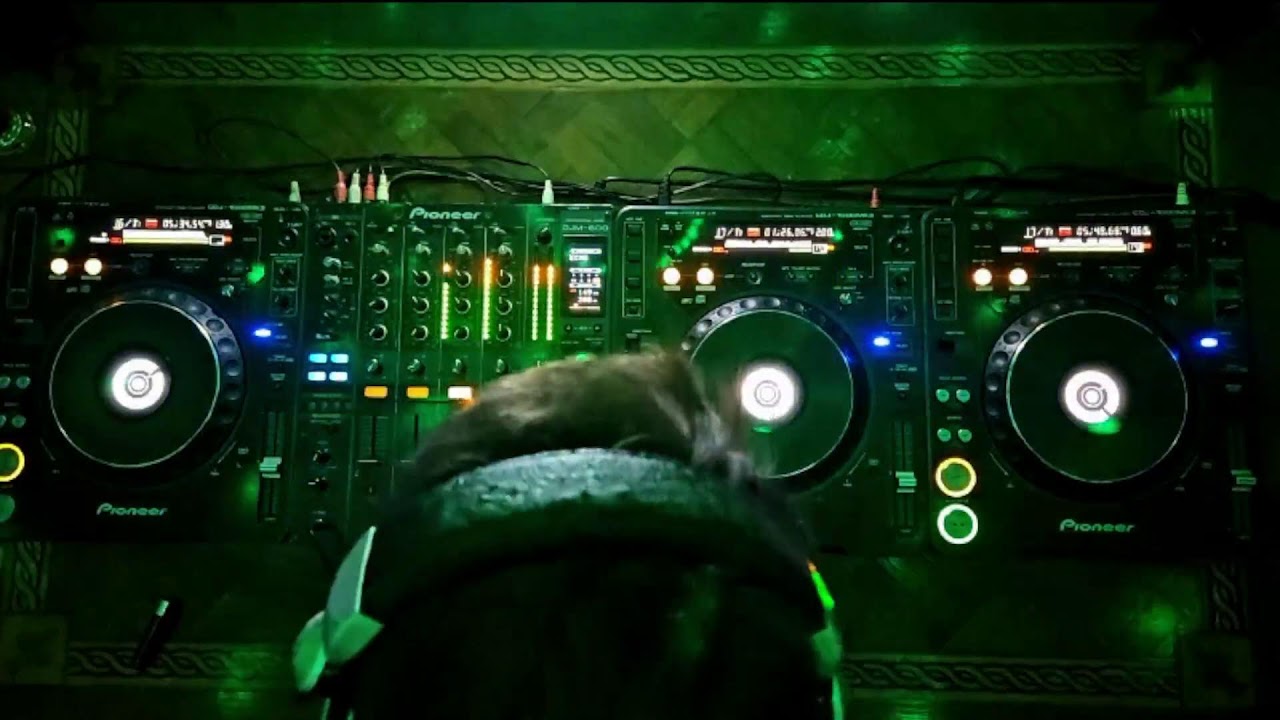 Techno 148 Bpm E4 4/25 mixed live by Auddictive