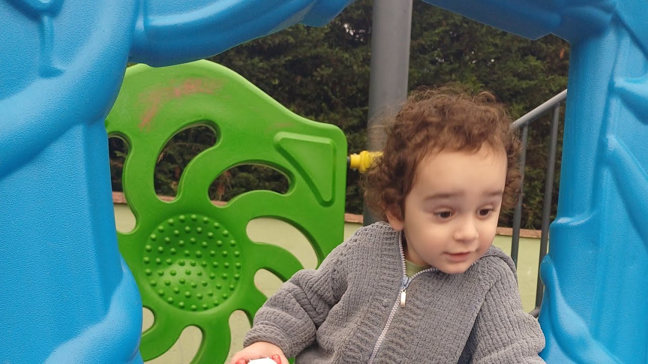 Emir yekta #parkta #viral #çocukvideoları 