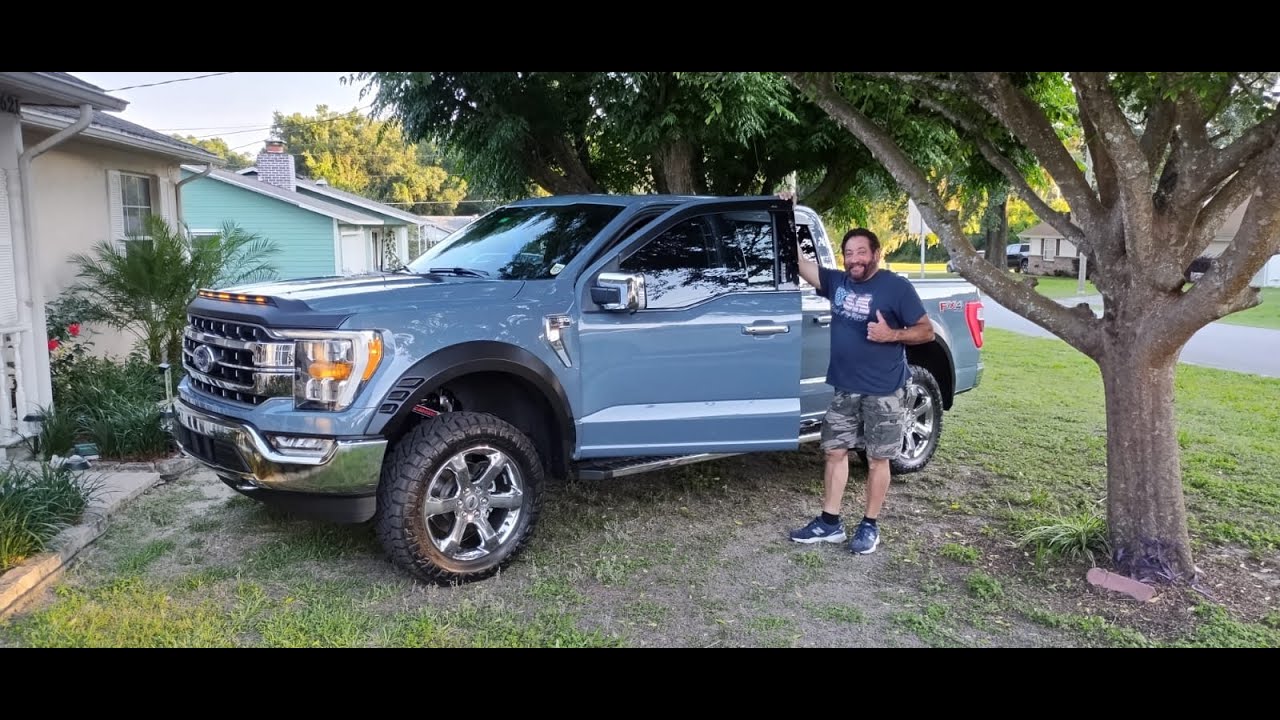 2023 Ford F-150  Rough Country M1 Struts install