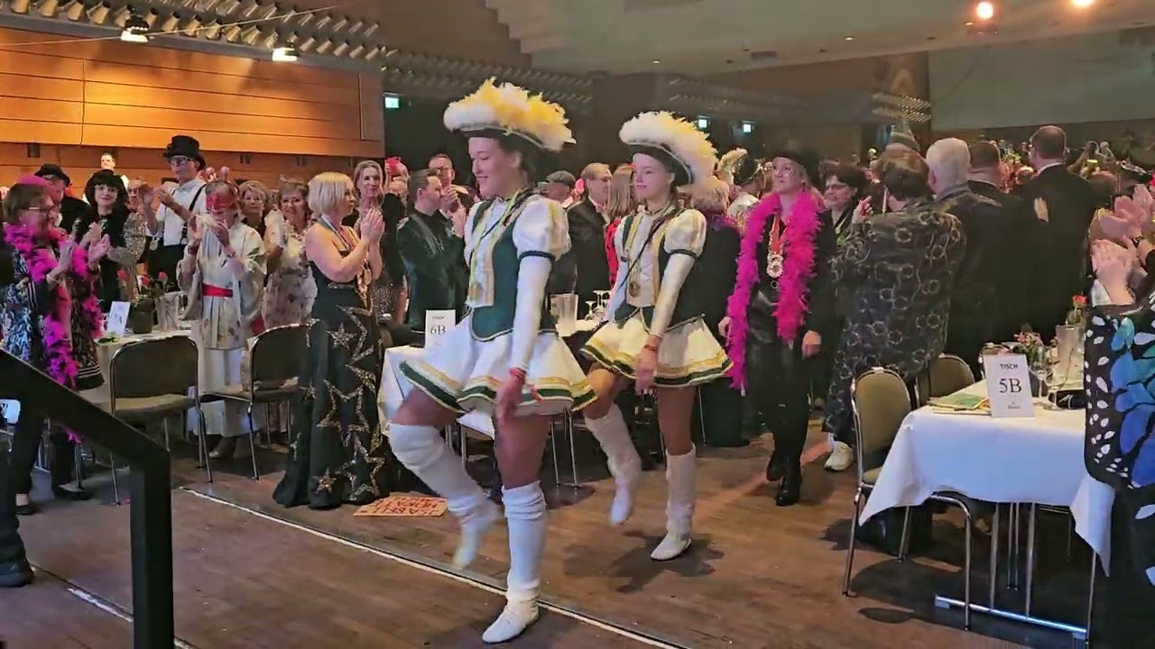 Prinzenpaar der Stadt Trier 2023 Bianca I und Michael II ( ungeschnitten)