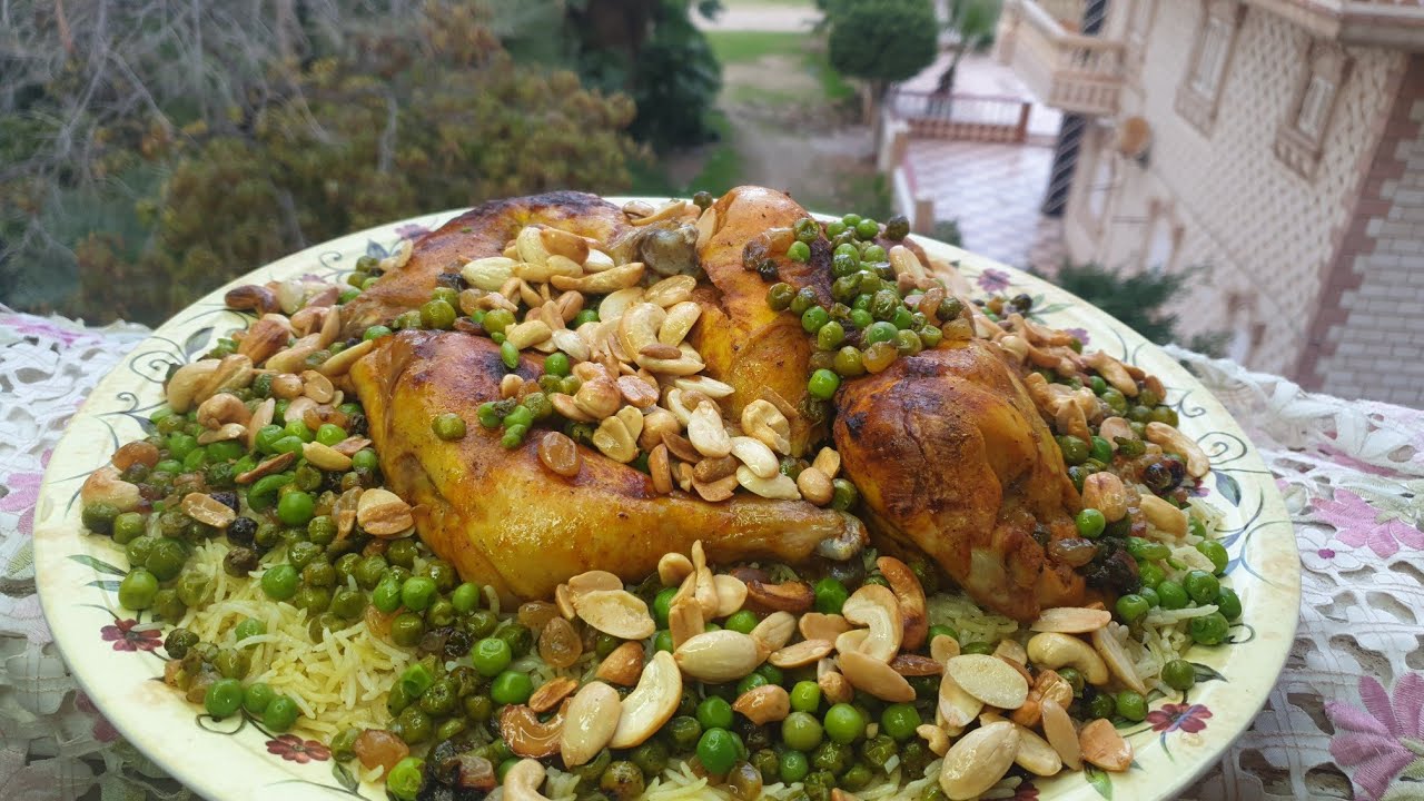 منسف رز بالدجاج مع البازيلا والمكسرات (الذ منسف اوزي بالرز البسمتي) بالذ طعم 😋👌