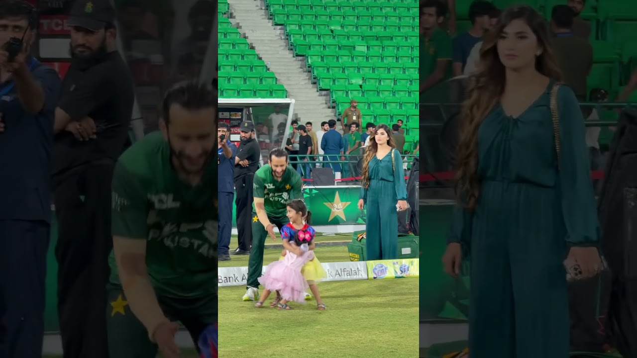 #HassanAli & His wife after match winning againts Bangladesh #pslx  #pakvsban