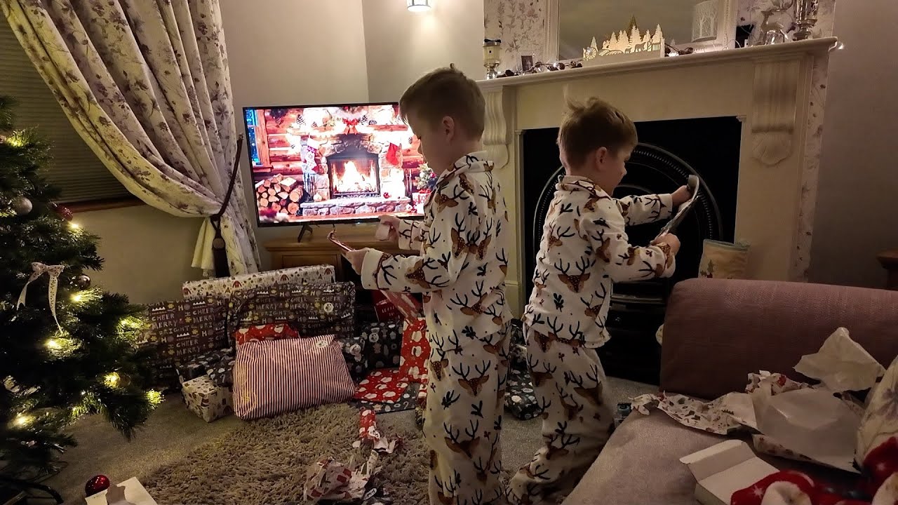 Christmas Morning Present opening 2025!