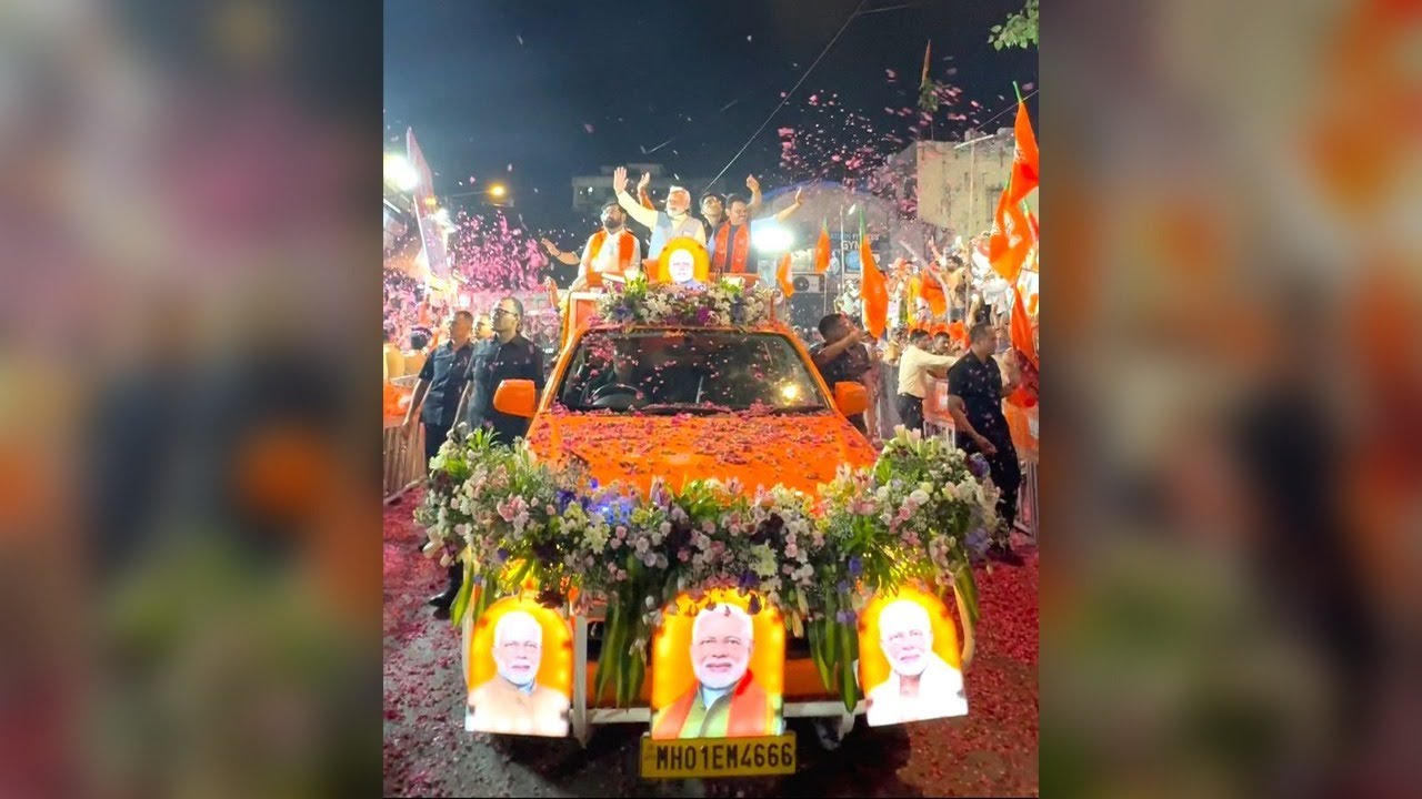 Mumbai’s mood is clear- NDA all the way! Special moments from roadshow