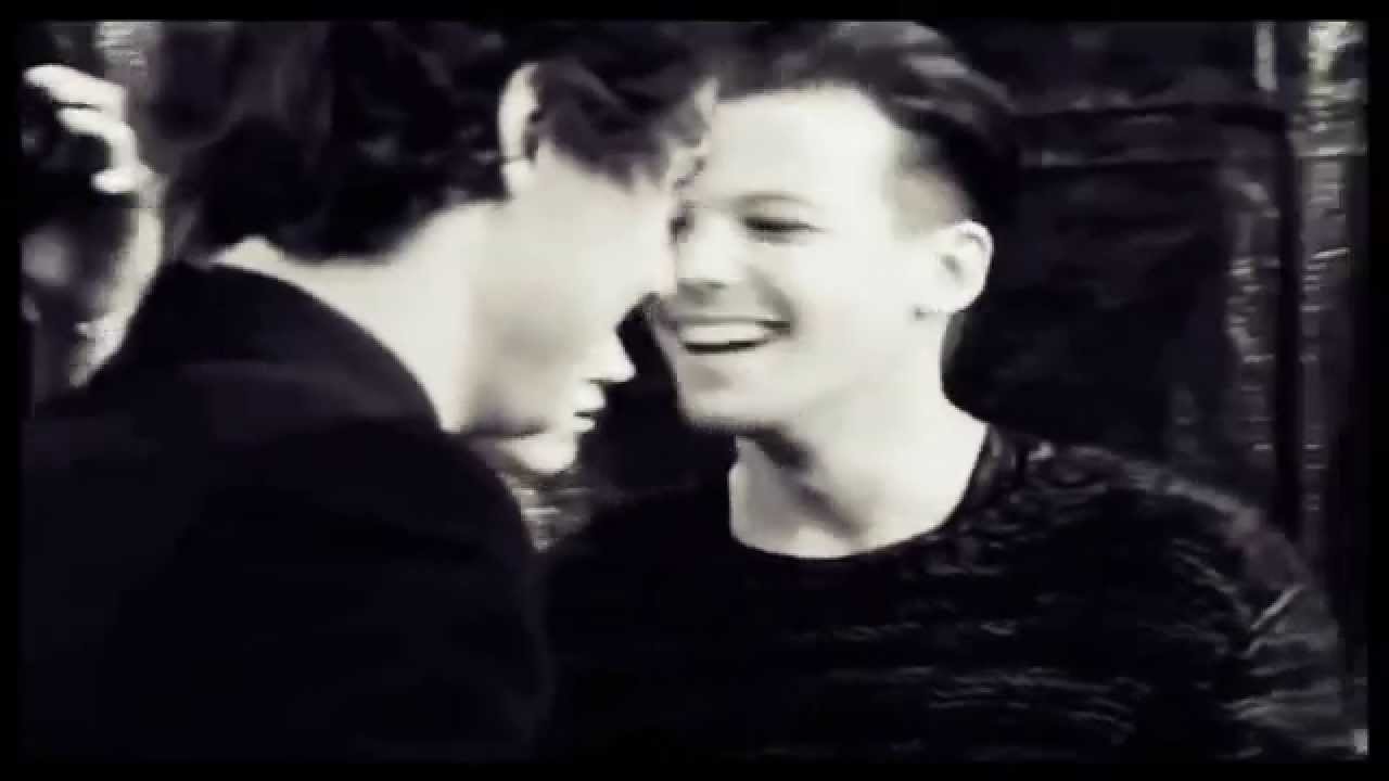 Harry + Louis BEST SMILES // Larry Stylinson