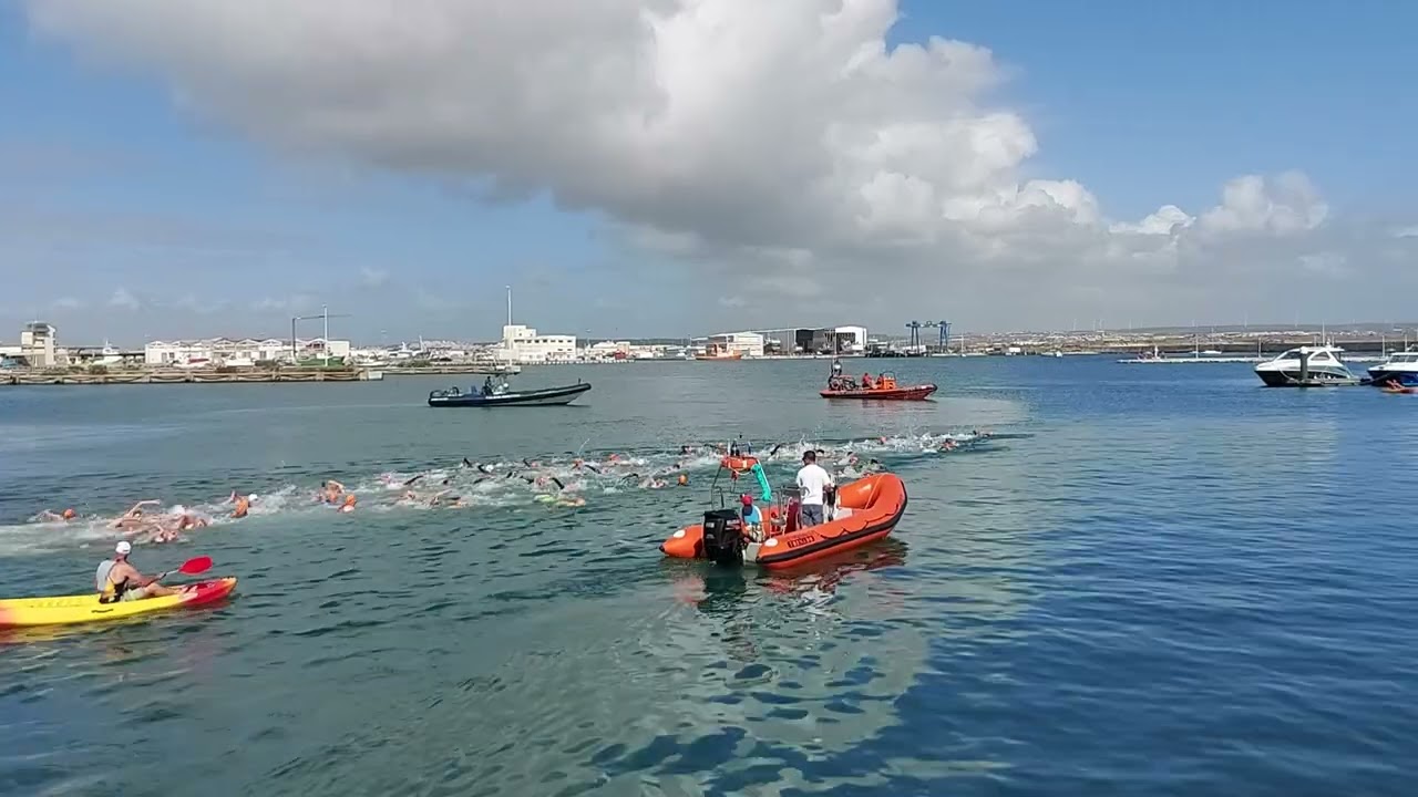 CORIDA DE NATACCAO * Porto de Peniche - Portugal !