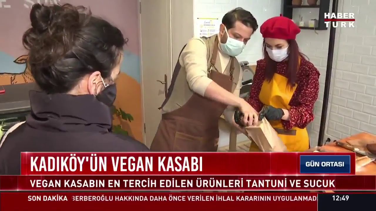 Türkiye'nin ilk vegan kasabı, görenleri hayrete düşürüyor...