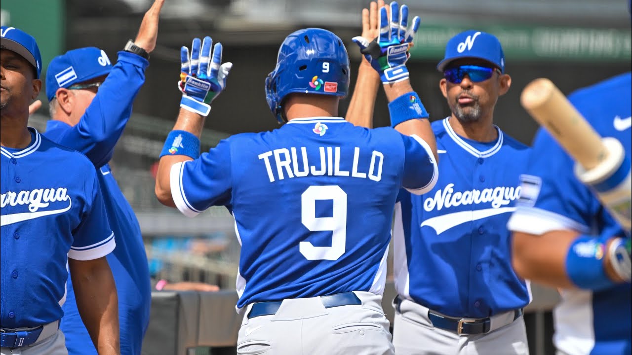 Trujillo y Munguía después del juego 