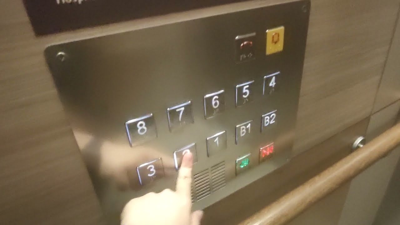 Fujitec REXIA Elevators at Ng Teng Fong General Hospital/Jurong Community Hospital.