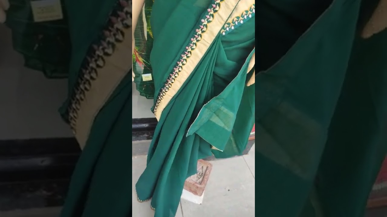 RONAK SAREE AND MATCHING CENTER 😊