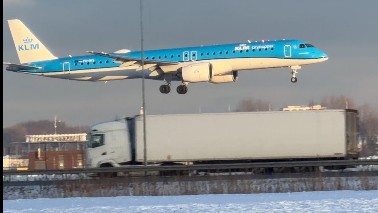 EMBRAER E195-E2 KLM KRAKOW TO AMSTERDAM LANDING SCHIPHOL AIRPORT PHNXL 