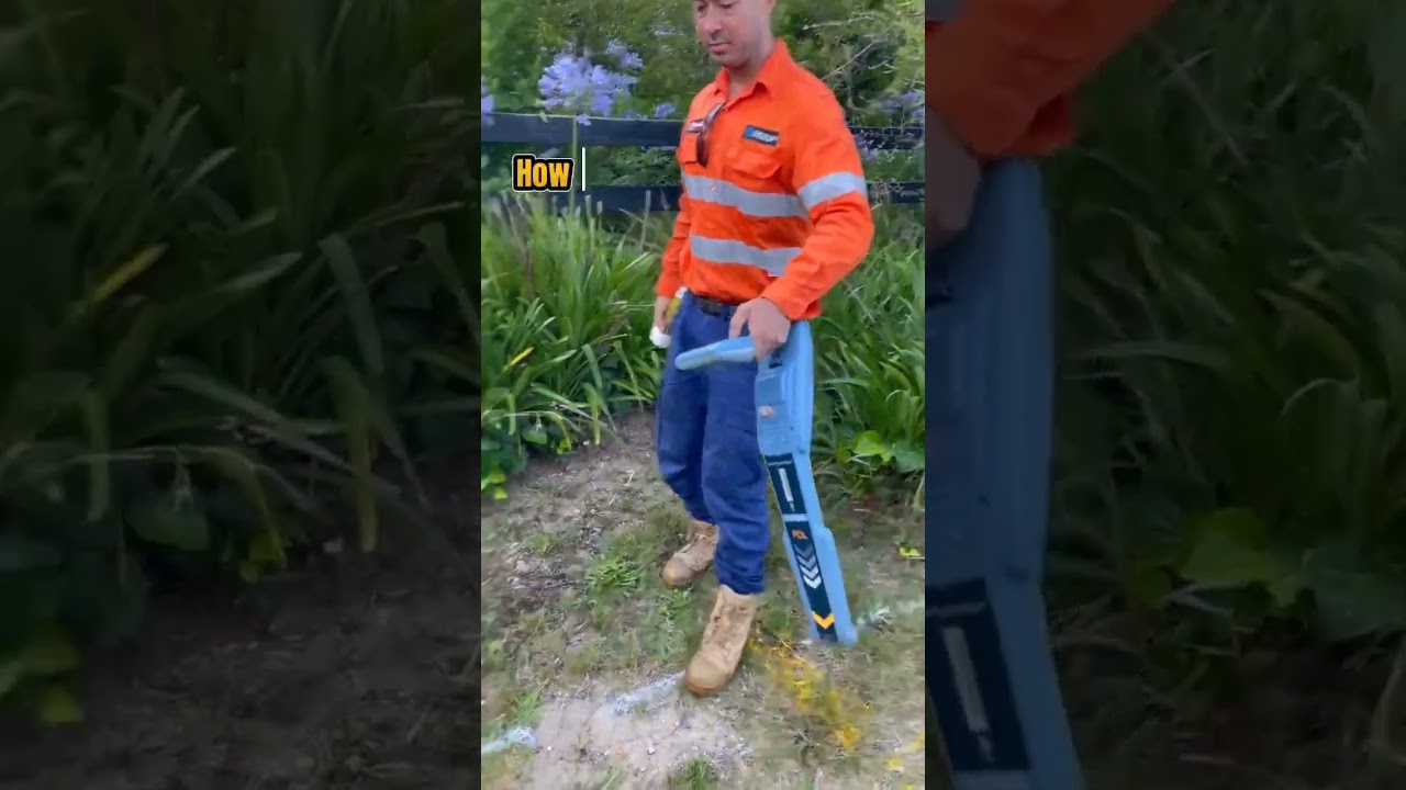 Utility Locator showing How to Locate Telstra Cables using Electromagnetic EM Locator 👷🚧🎯