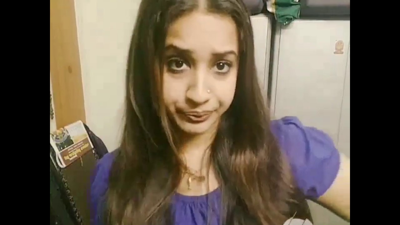 കലക്കൻ ഒരു ഡബ്‌സ്മാഷ് ... ഡബ്‌സ്മാഷ് റാണി സൗഭാഗ്യയുടെ ഏറ്റവും പുതിയ ഐറ്റം  Dubsmash by sowbhagya