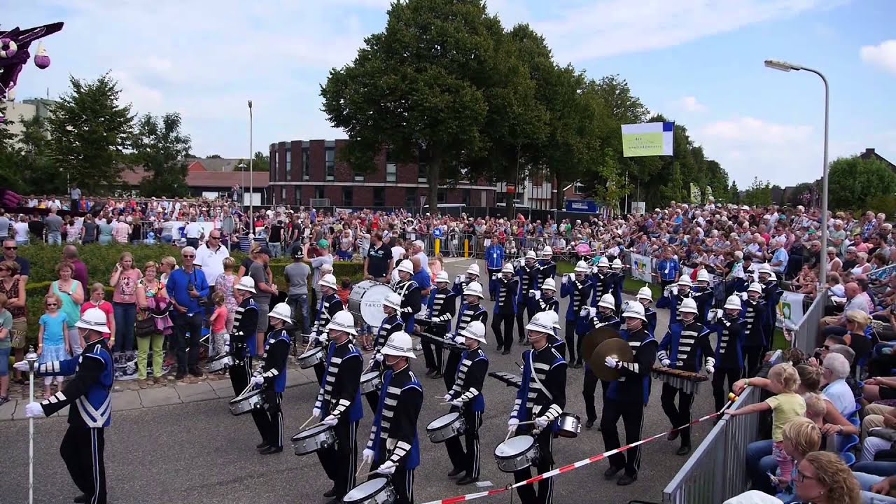 Bloemencorso Vollenhove 2015