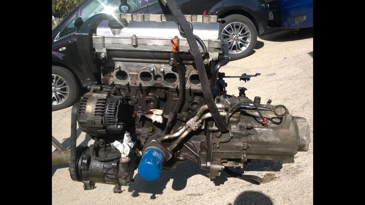Rebuild 106 GTI - Timelapse