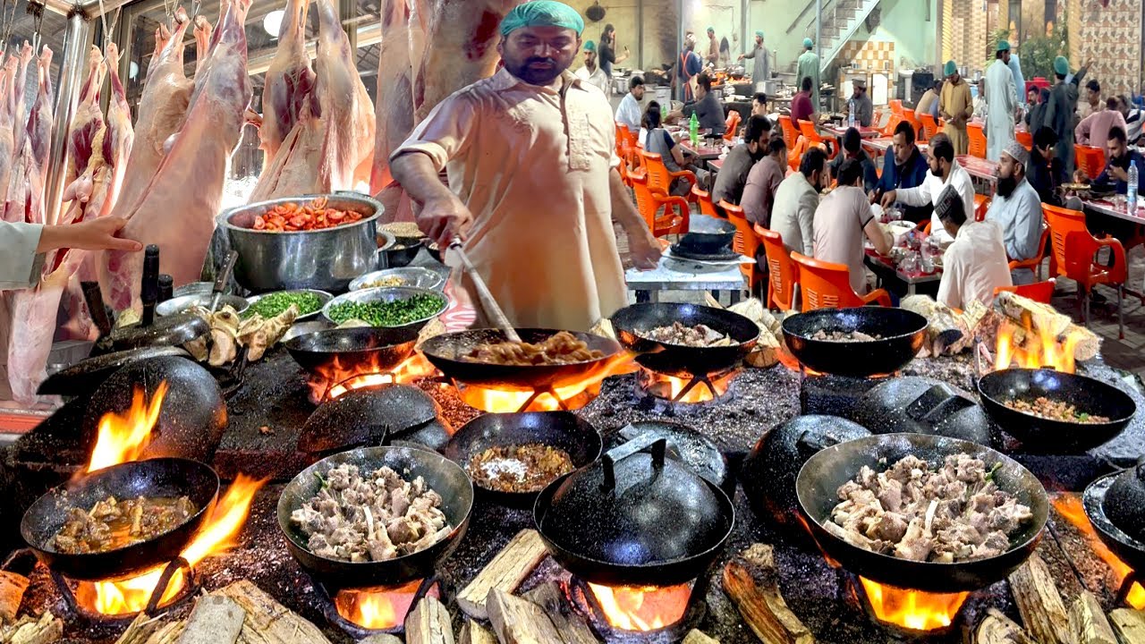 MOST POPULAR ILYAS DUMBA KARAHI TRUCK ADDA GT ROAD LAHORE | SELLING 3000 KG LAMB MEAT TIKKA KARAHI