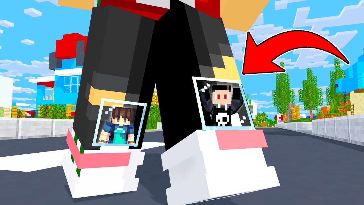 Living Inside my Friends Legs Until He Notice in Minecraft!