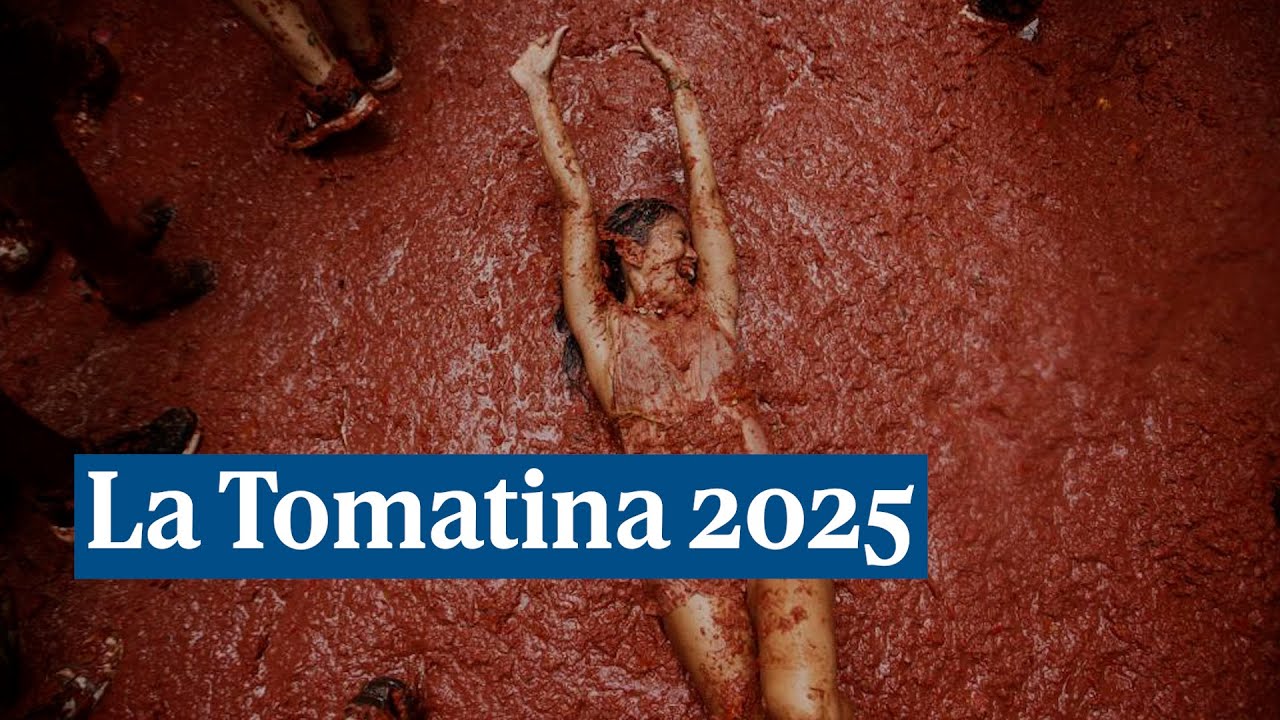 Miles de personas, bajo la lluvia de tomates en la Tomatina de Bu&ntilde;ol