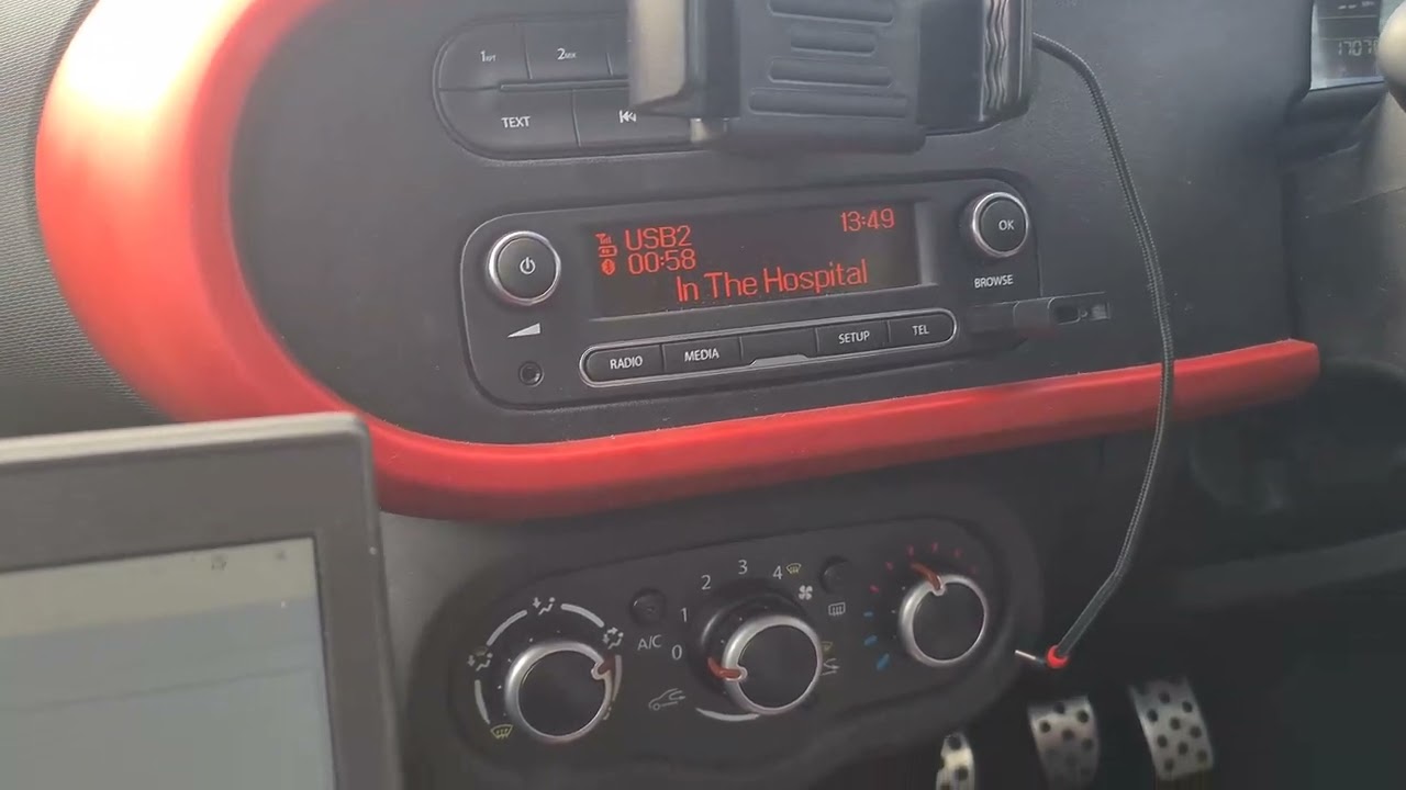 How to disable Traction Control from a Renault Twingo 3 (THE SAFEST AND DEFINITIVE WAY) | 4k60fps