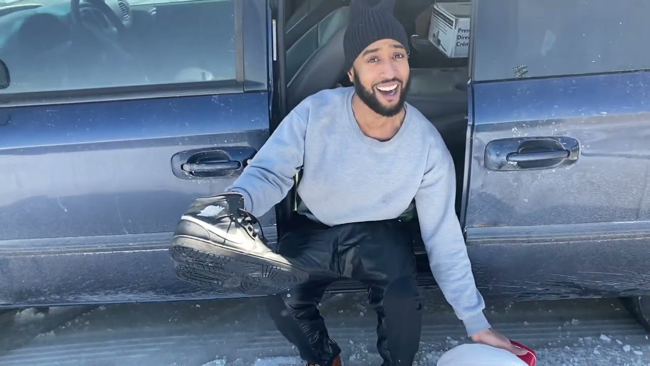How dudes act when getting out of Prison