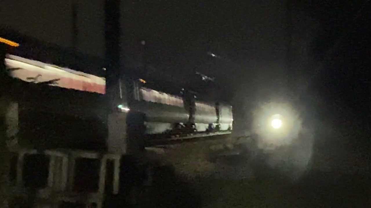 18 minutes of “RailCam” filmed live at Torworth level crossing including departure of 1Z13 24/1/2026