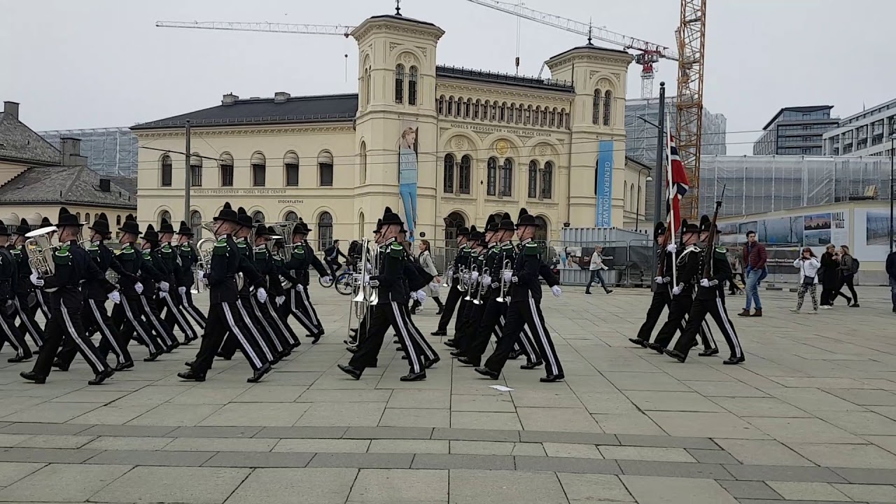 Hans majestets kongens garde - Parade i Oslo 20 april 2018