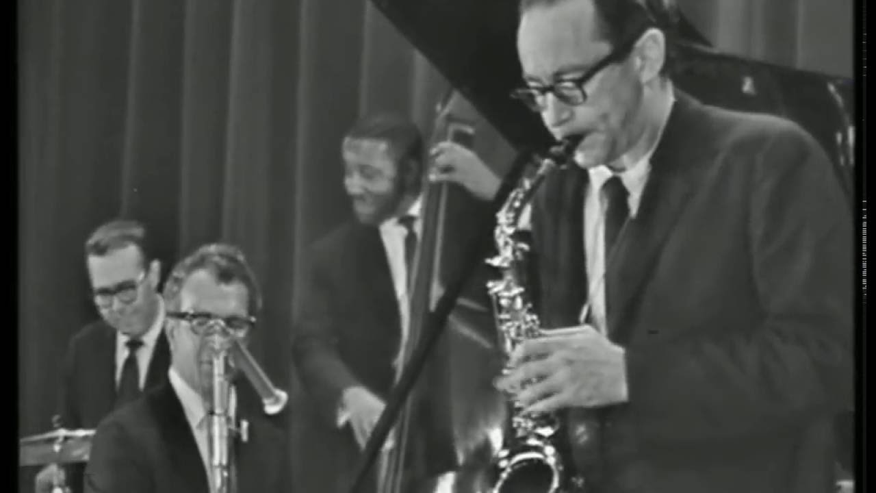 Dave Brubeck Quartet - Live at Newport (Paris) 1965 - Three To Get Ready